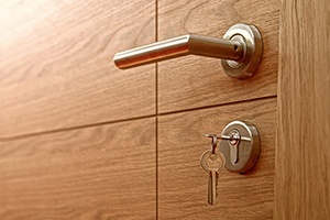 Lever handle door lock