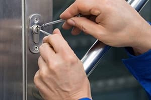 Building lockout