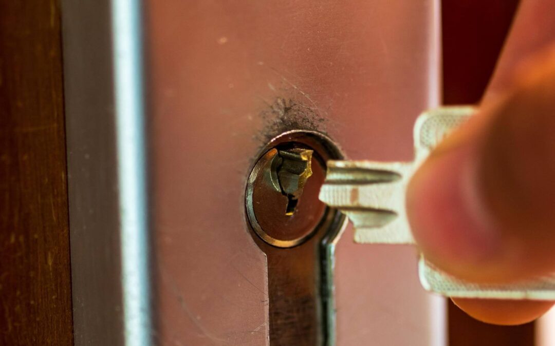 Common Door Lock Problems and How to Fix Them
