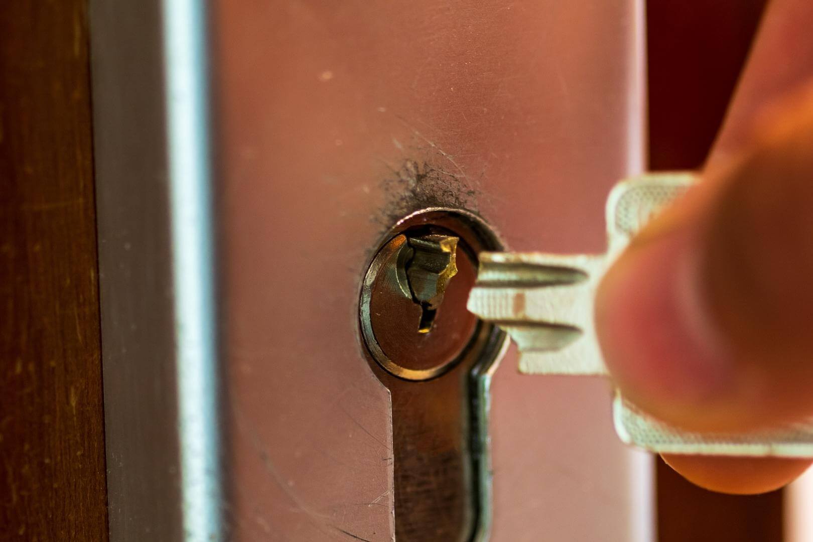 door key broken