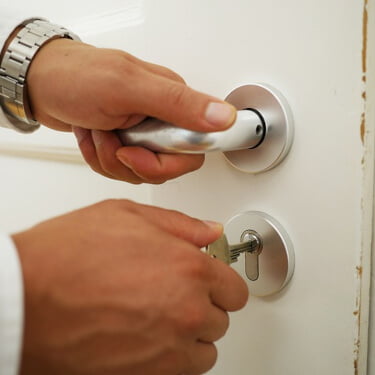 Should You Change Locks When Moving Into a New House?